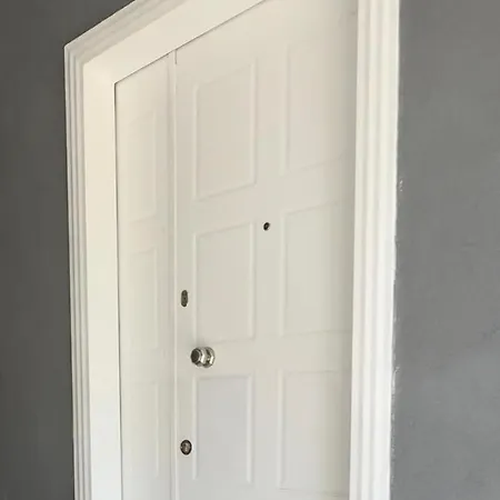 Appartement Central Apartment Tirana