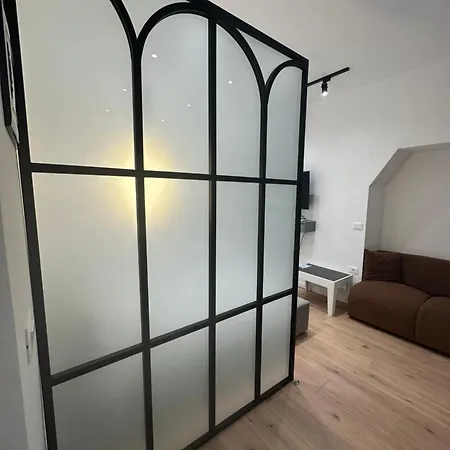 Central Apartment * Tirana