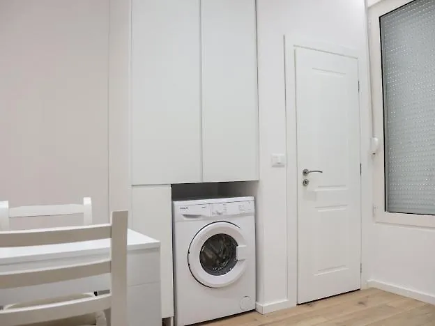 Central Apartment Appartement Tirana